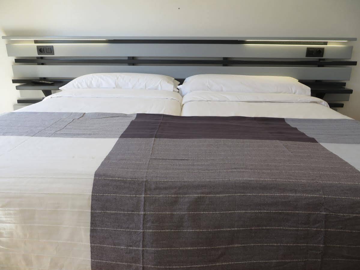 Hotel Ofi 아 코루냐 외부 사진