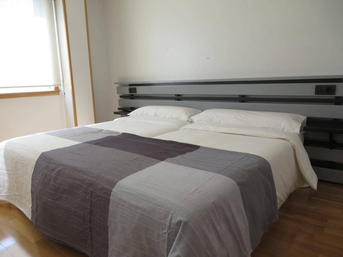 Hotel Ofi 아 코루냐 외부 사진